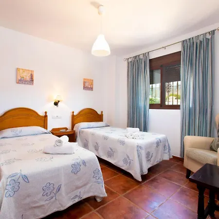 Holiday Casa Jara *