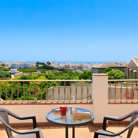 Holiday Casa Jara *